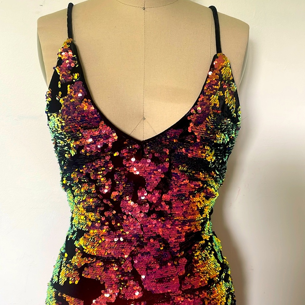 Sequins strappy back mini dress